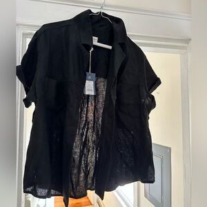Black linen button down short sleeved top